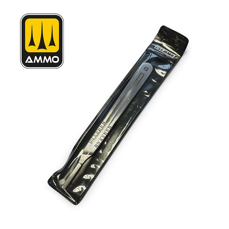 Pakovanje Ammo Blade Handle Large drška za modelarski skalpel

Velika drška za skalpel za makete